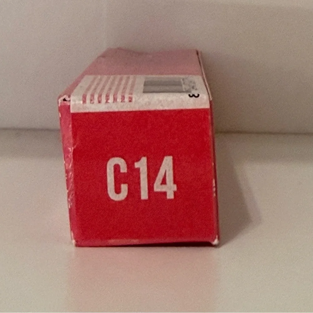 JEFFREE STAR C14 Magic Star Concealer NIB